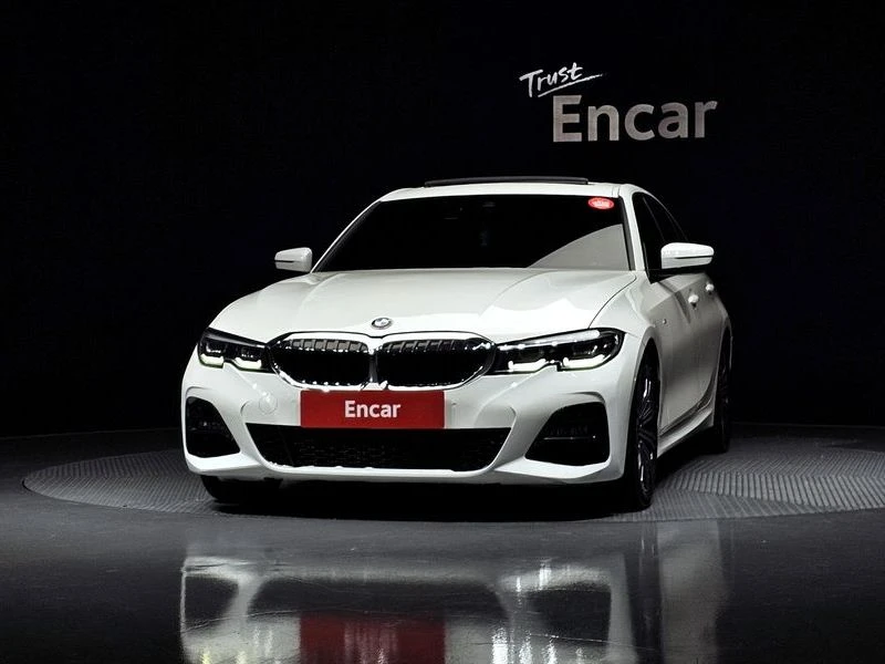BMW 320 320d M Sport| 190к.с., снимка 3 - Автомобили и джипове - 56327806