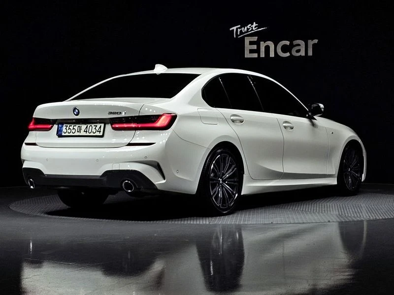 BMW 320 320d M Sport| 190к.с., снимка 2 - Автомобили и джипове - 56327806