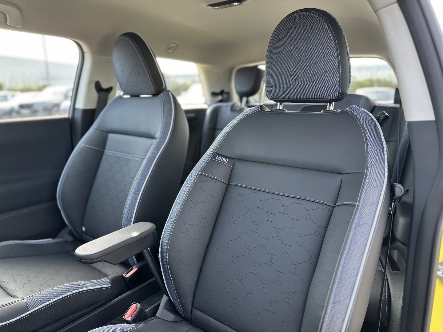 Mini Cooper Head-Up DAB LEDet S  | Mobile.bg   11