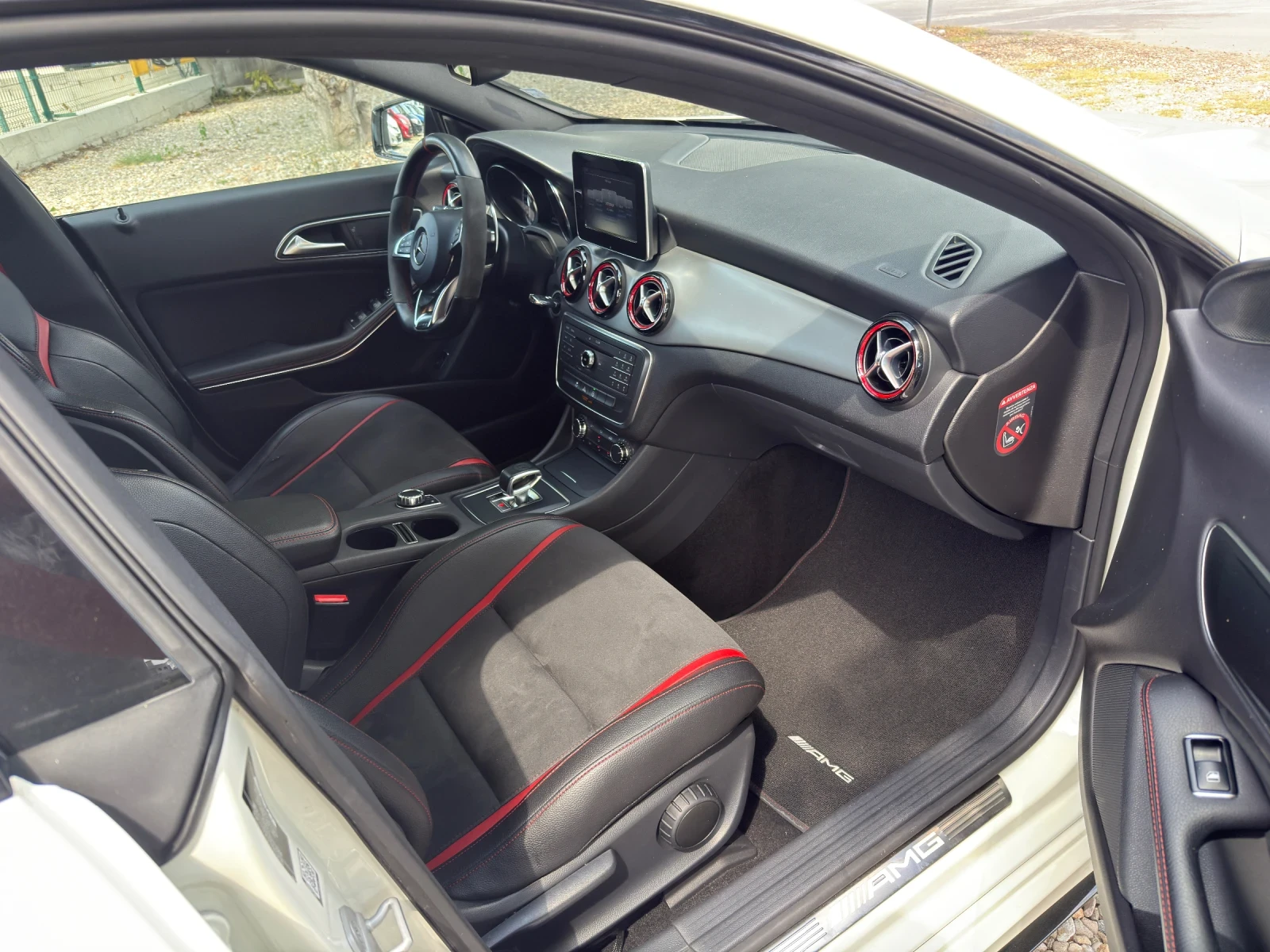 Mercedes-Benz CLA 45 AMG CLA 45 AMG - изображение 10