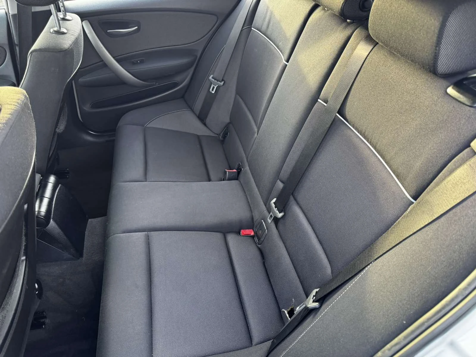 BMW 118 D, снимка 11 - Автомобили и джипове - 53751277