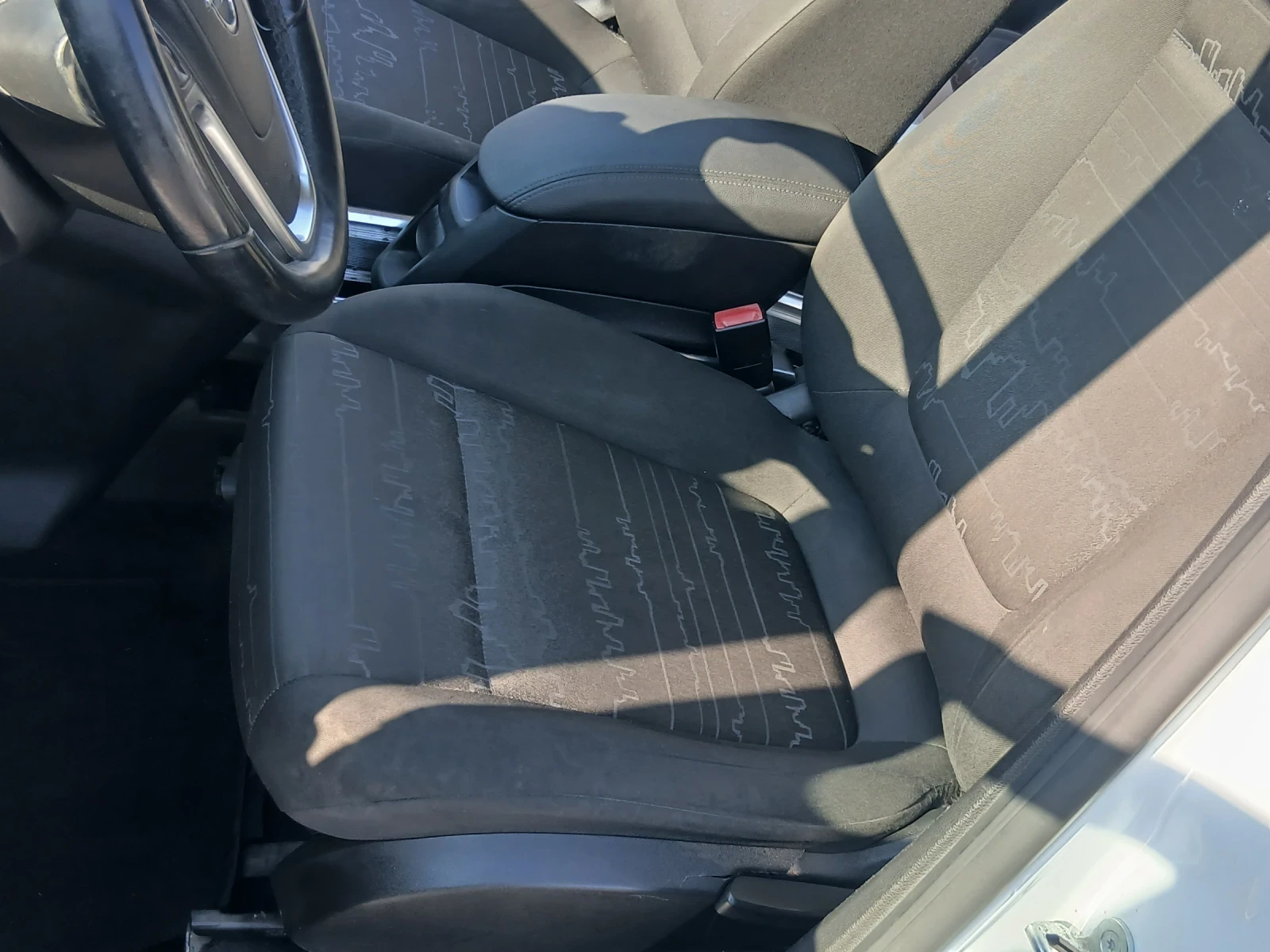 Opel Meriva 1.6/LPG/Газ, снимка 8 - Автомобили и джипове - 53745465