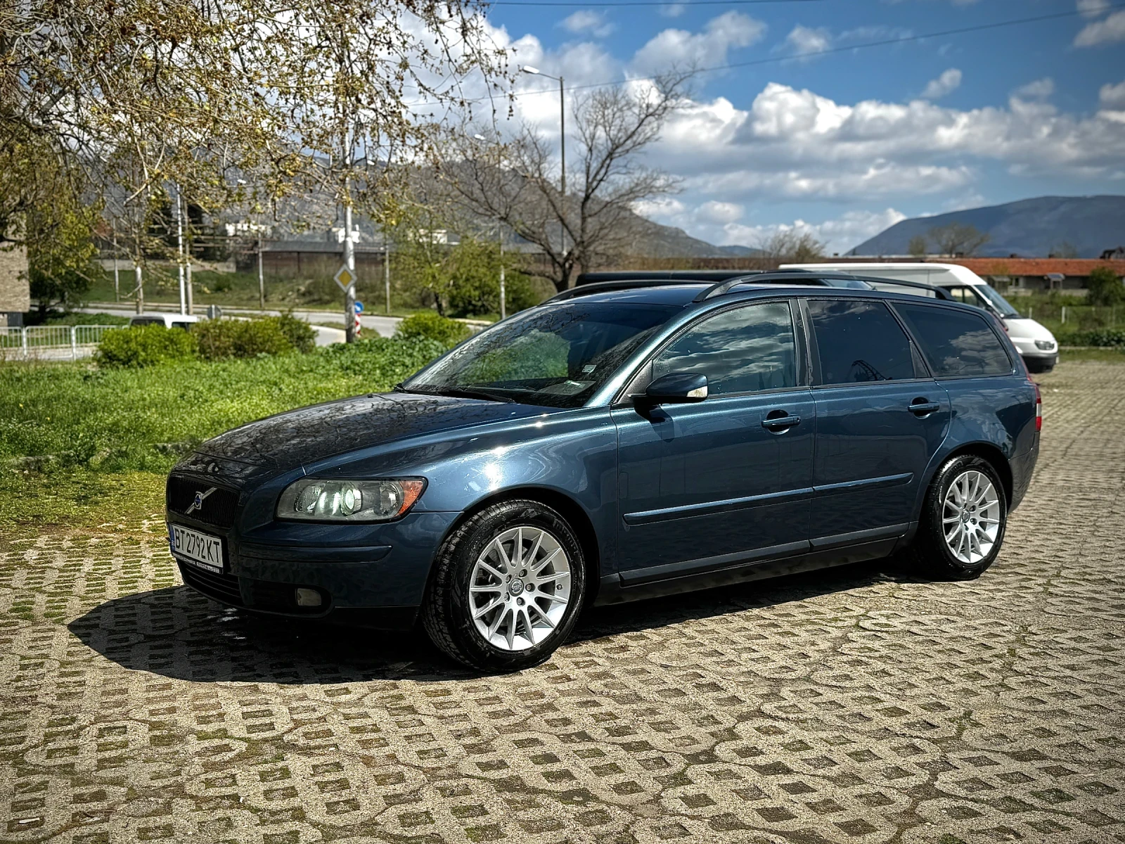 Volvo V50