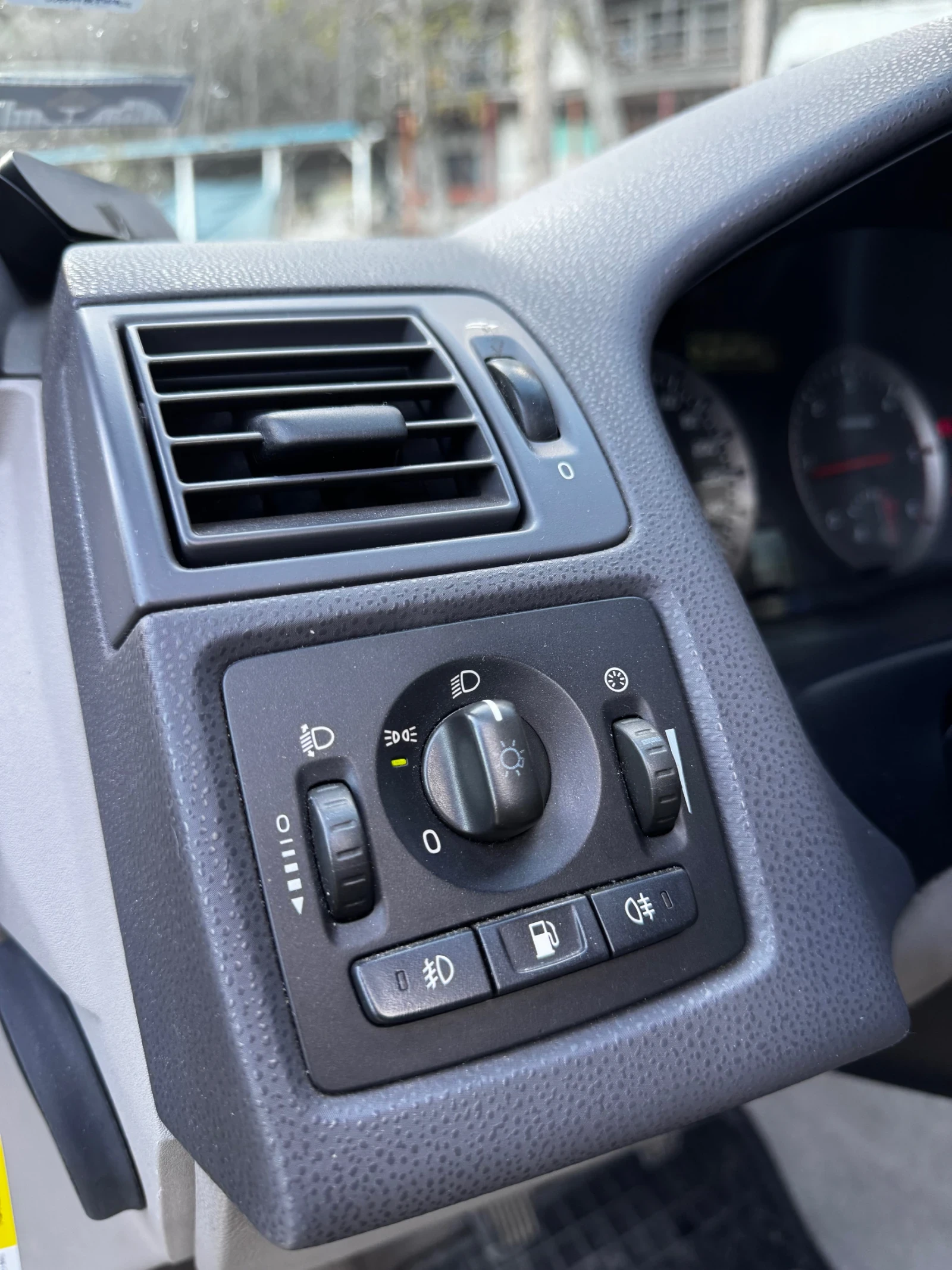 Volvo V50, снимка 3 - Автомобили и джипове - 53820458