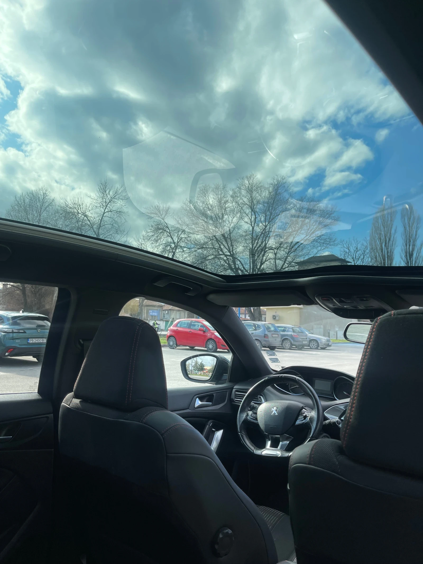 Peugeot 308 Хечбек, снимка 5 - Автомобили и джипове - 53817787