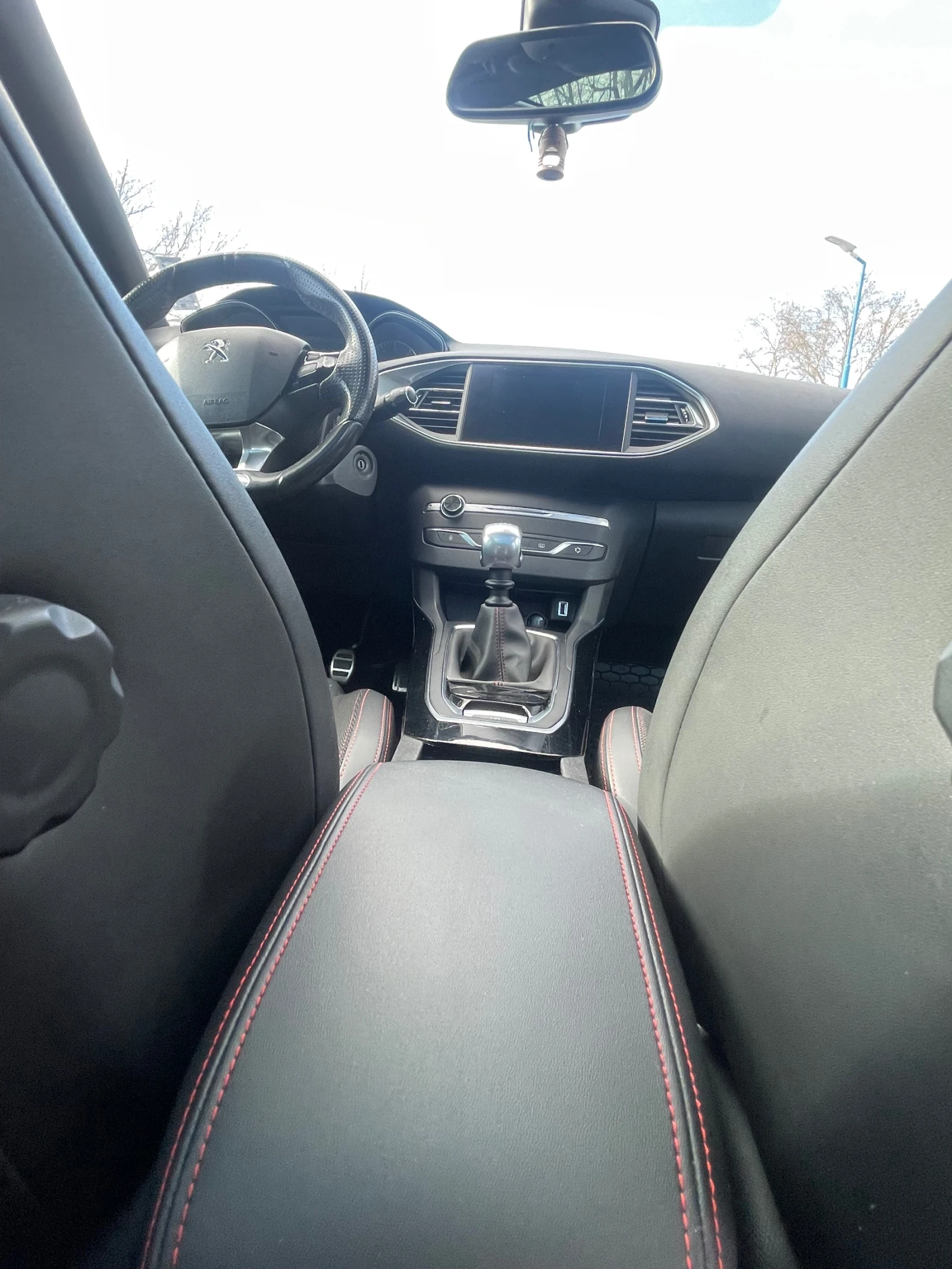 Peugeot 308 Хечбек, снимка 8 - Автомобили и джипове - 53817787