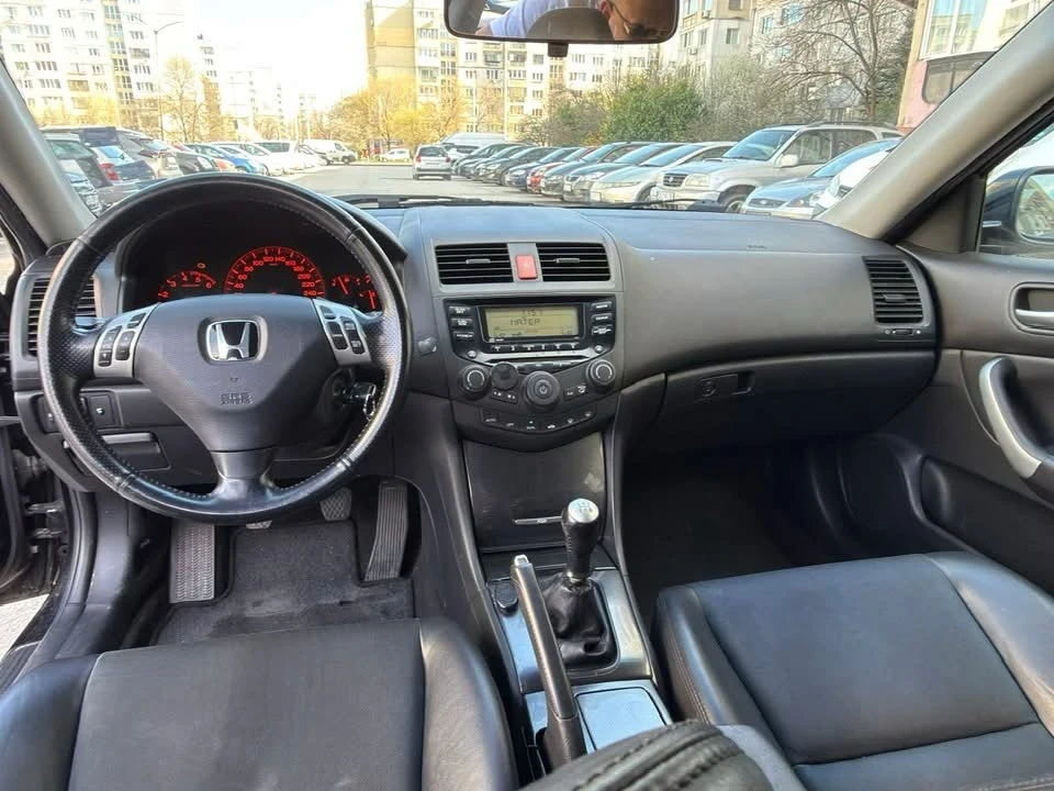 Honda Accord 2.2 dizel, снимка 10 - Автомобили и джипове - 54119300