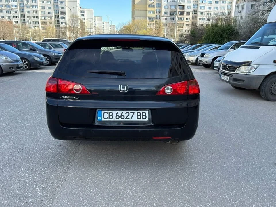 Honda Accord 2.2 dizel, снимка 5 - Автомобили и джипове - 54119300