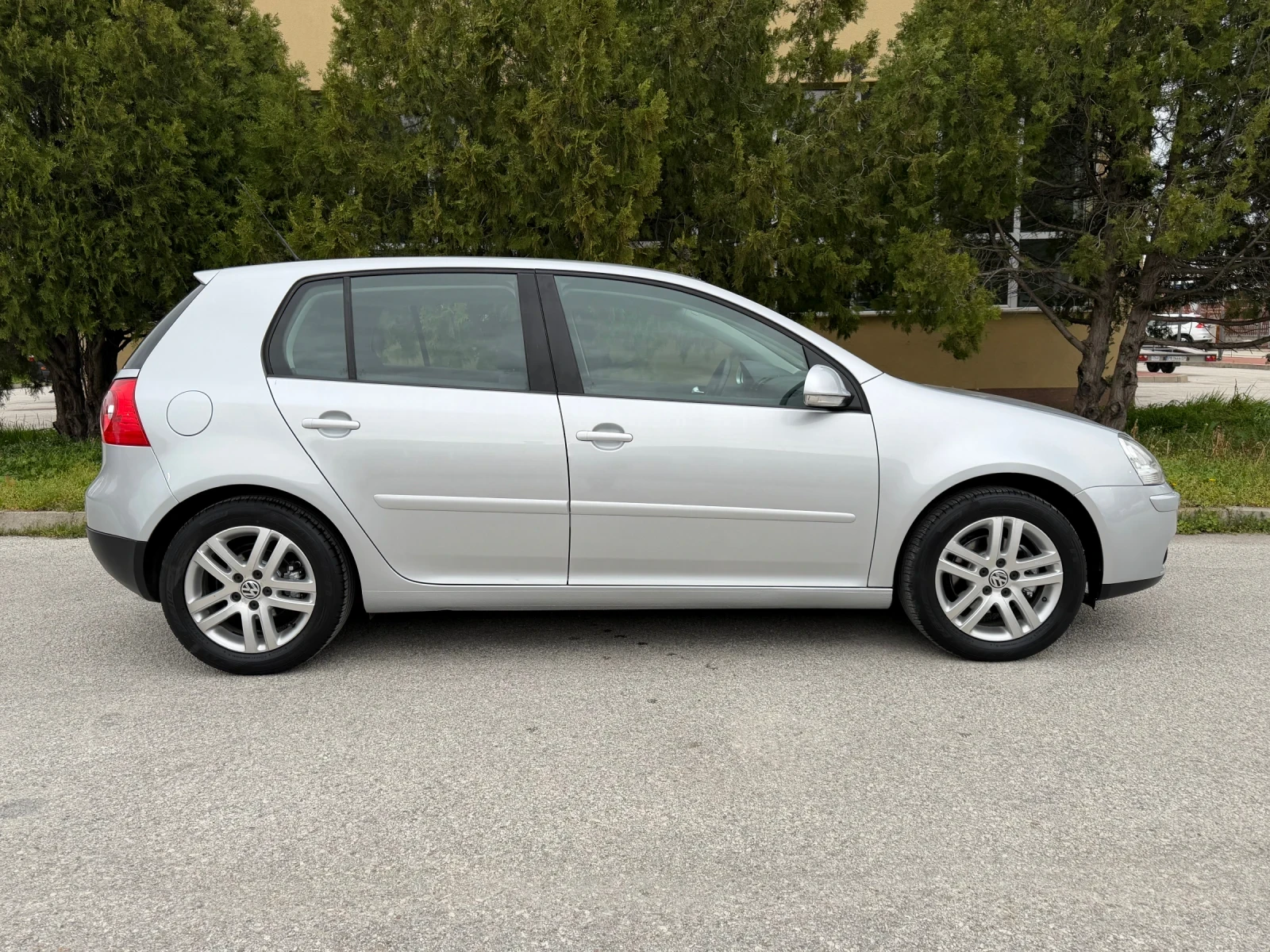 VW Golf 1.6i 102к.с. HIGHLINE BRC ГЕРМАНИЯ, снимка 7 - Автомобили и джипове - 54243092