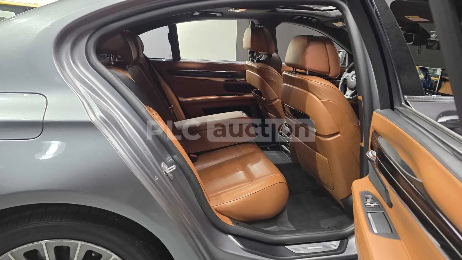 BMW 730 �������� * ���� * HEAD-UP * KEYLESS * H/K | Mobile.bg � ����������� 11