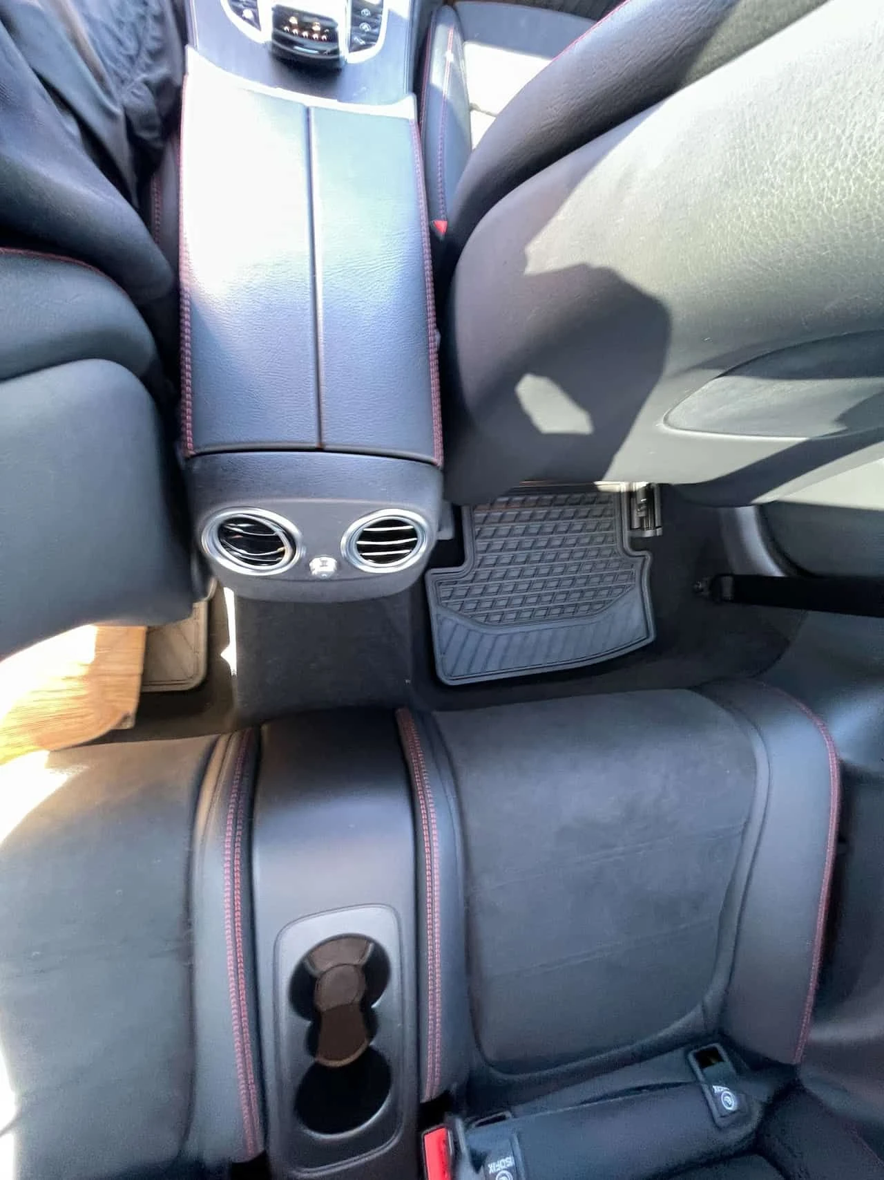 Mercedes-Benz C 43 AMG | DISTRONIC| 360| BURMESTER| ШИБИДАХ| CARFAX, снимка 14 - Автомобили и джипове - 54567184