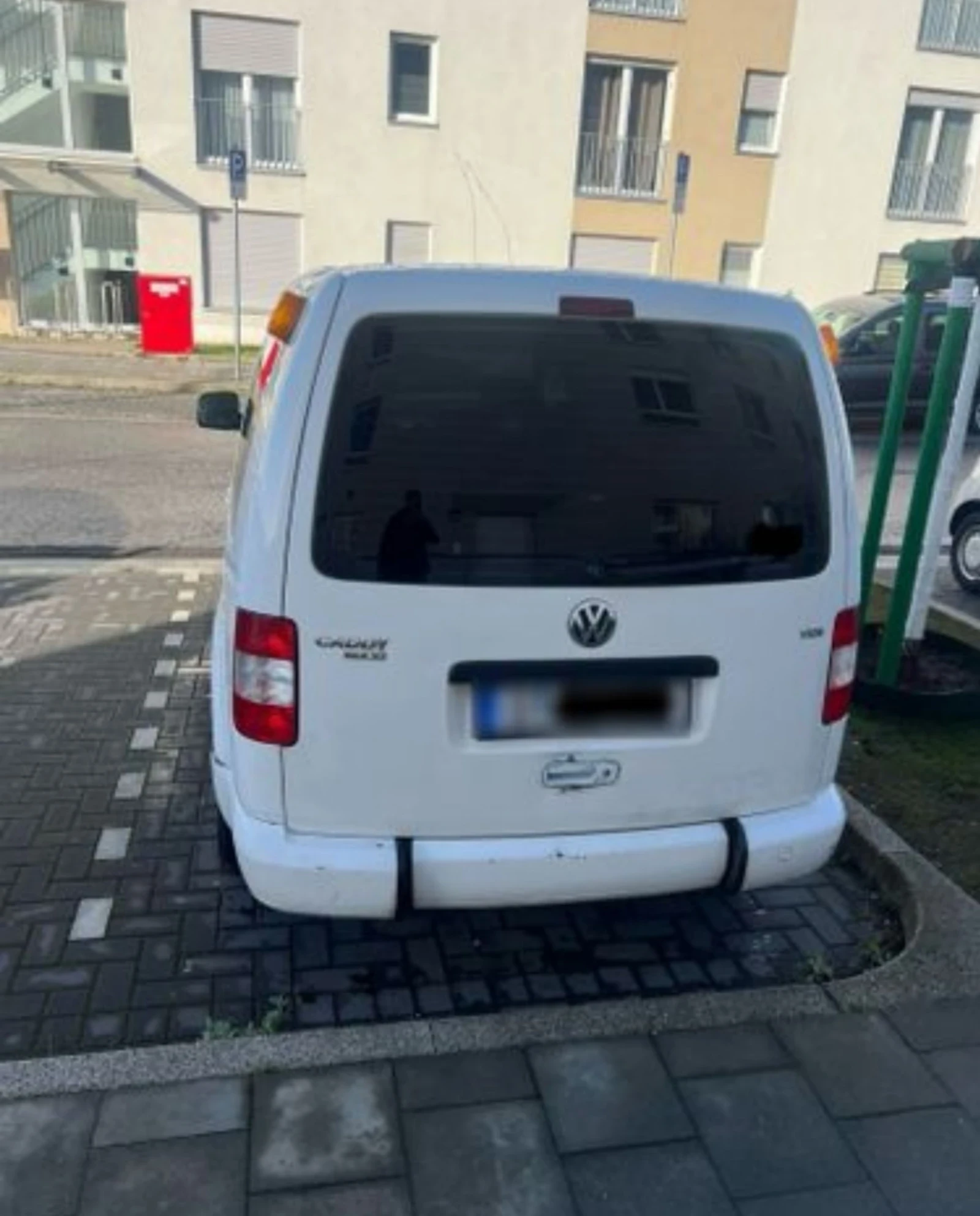VW Caddy 19pd MAXI инвалидна рампа, снимка 5 - Автомобили и джипове - 54670674