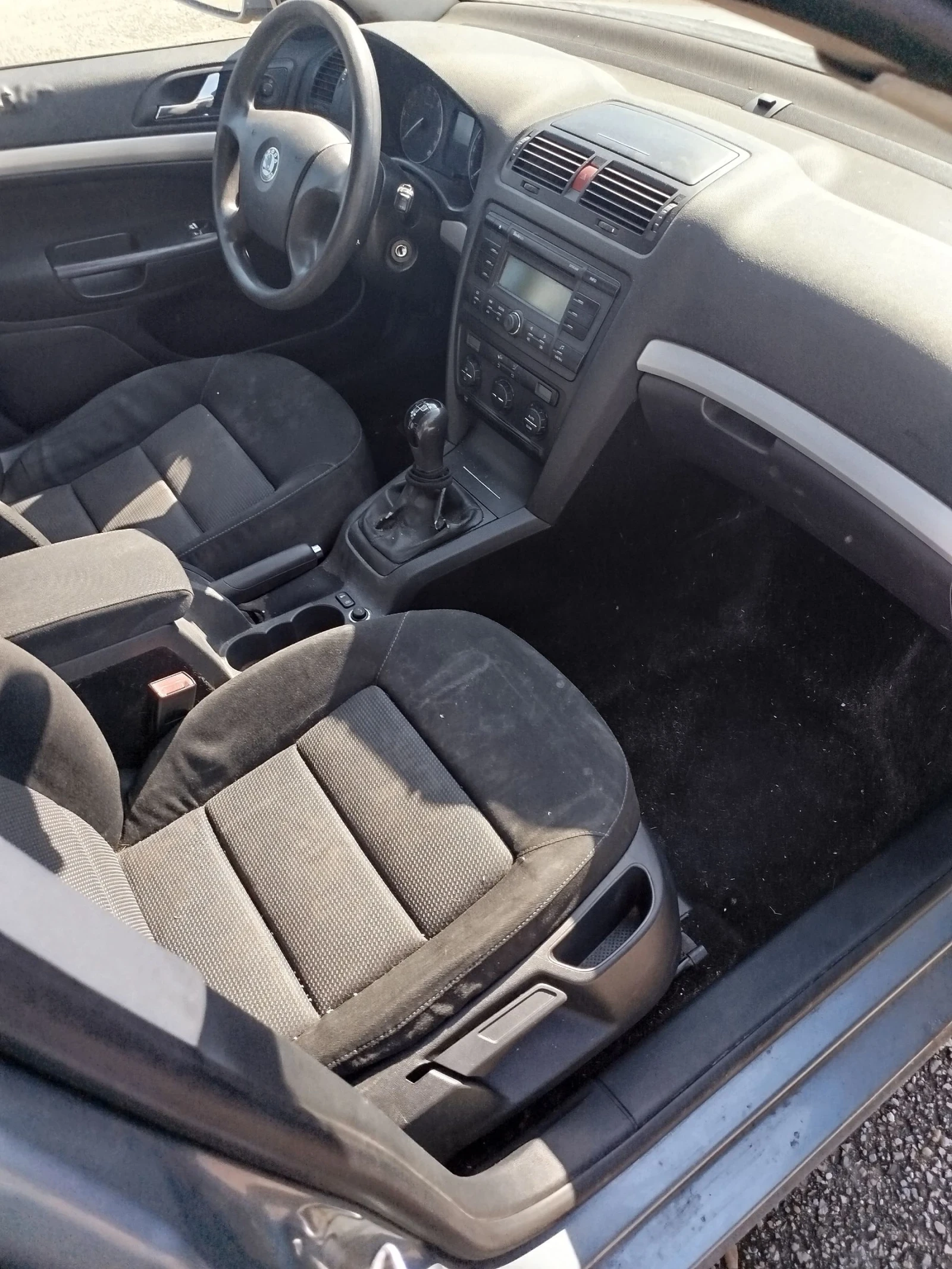 Skoda Octavia 1.9 105 кс, снимка 8 - Автомобили и джипове - 54730088