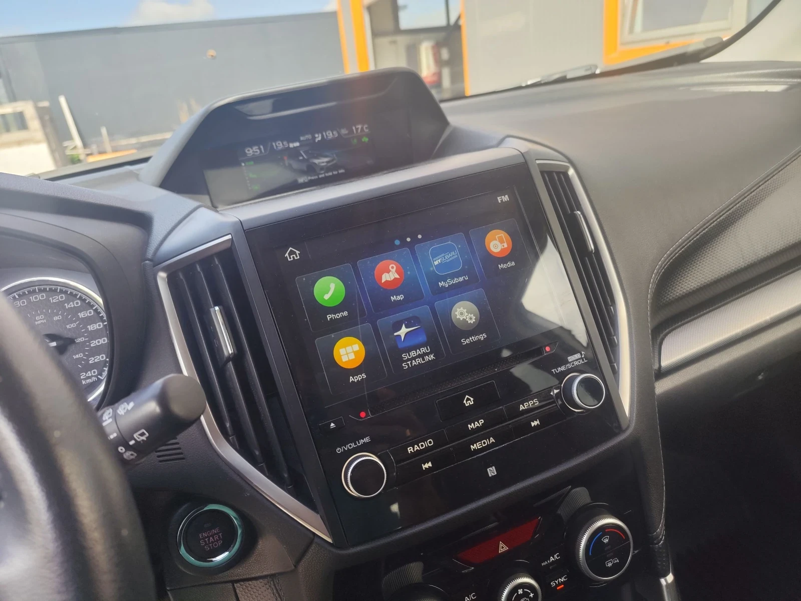 Subaru Forester Джип , снимка 8 - Автомобили и джипове - 54891169