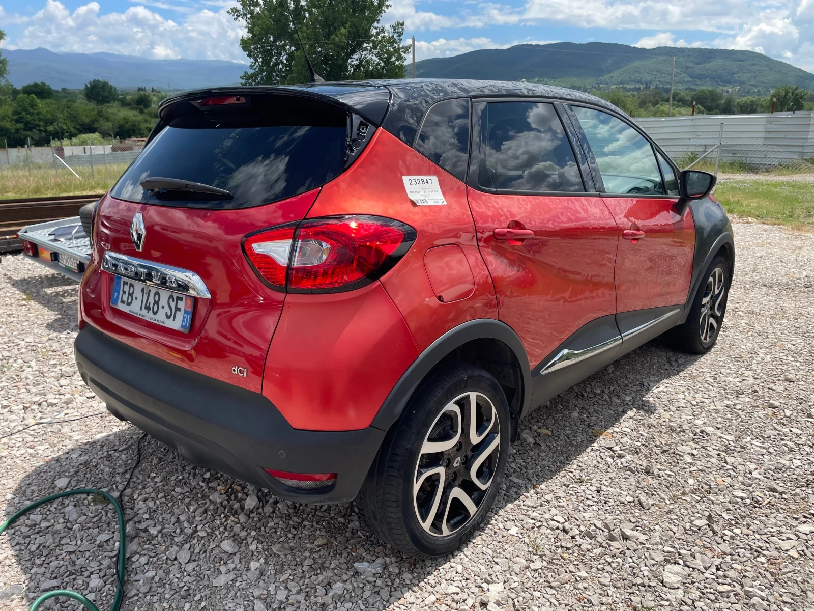 Renault Captur, снимка 2 - Автомобили и джипове - 54957868