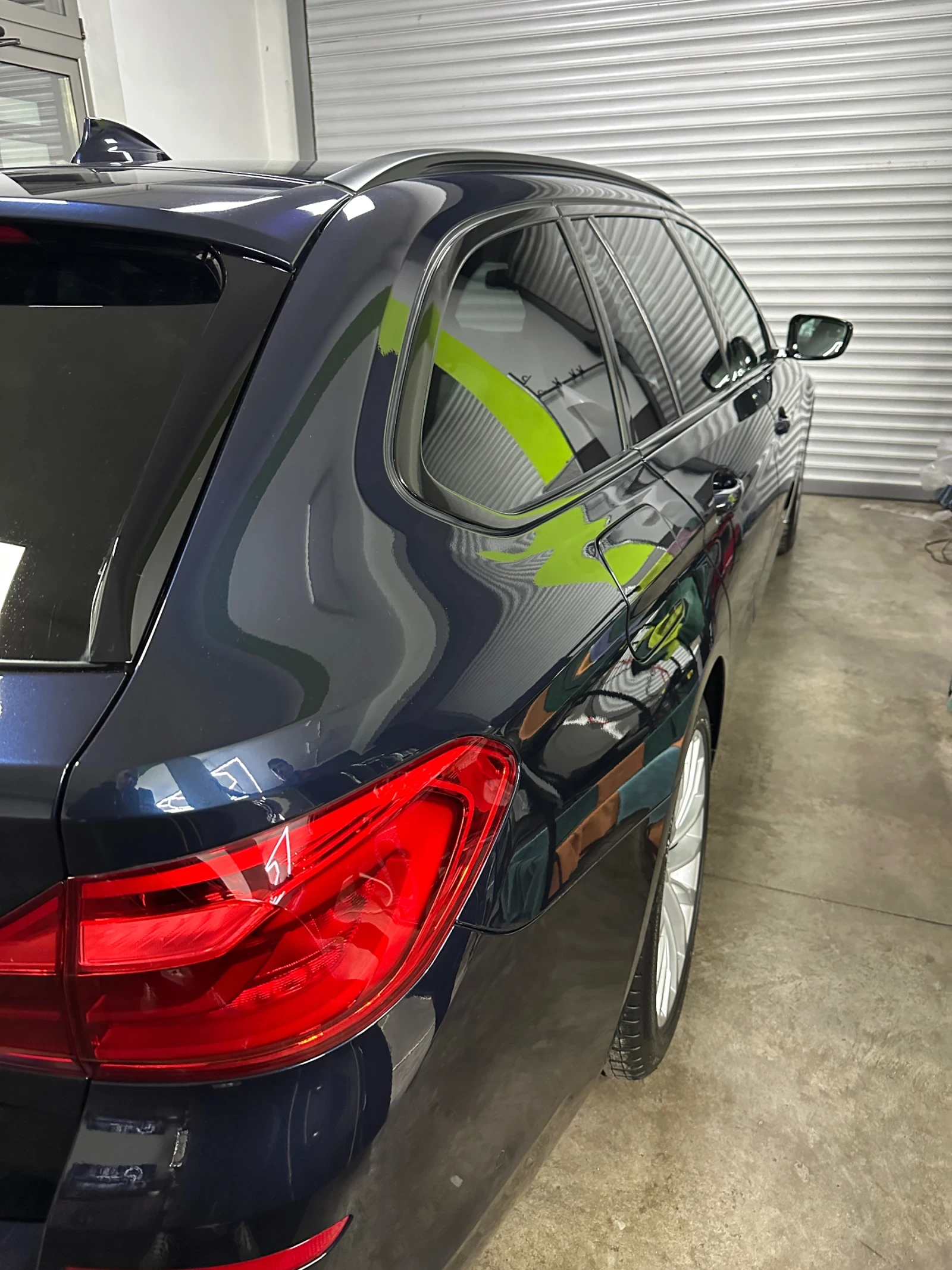 BMW 530 Luxury Line, снимка 3 - Автомобили и джипове - 55236958
