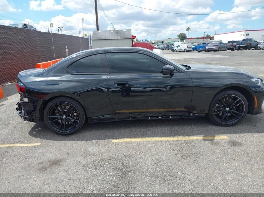 BMW 230 MPACK* HEADUP* HARMAN* AMBIENT* , снимка 8 - Автомобили и джипове - 55385770
