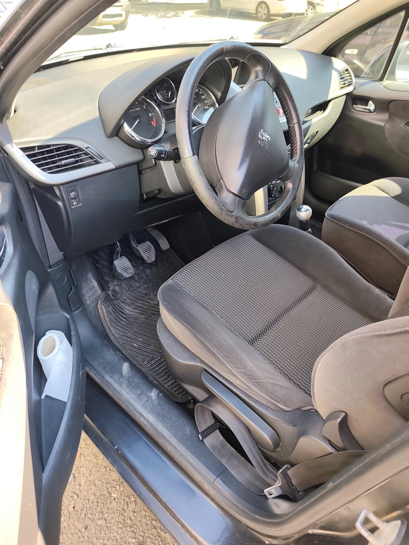 Peugeot 207, снимка 2 - Автомобили и джипове - 55546249