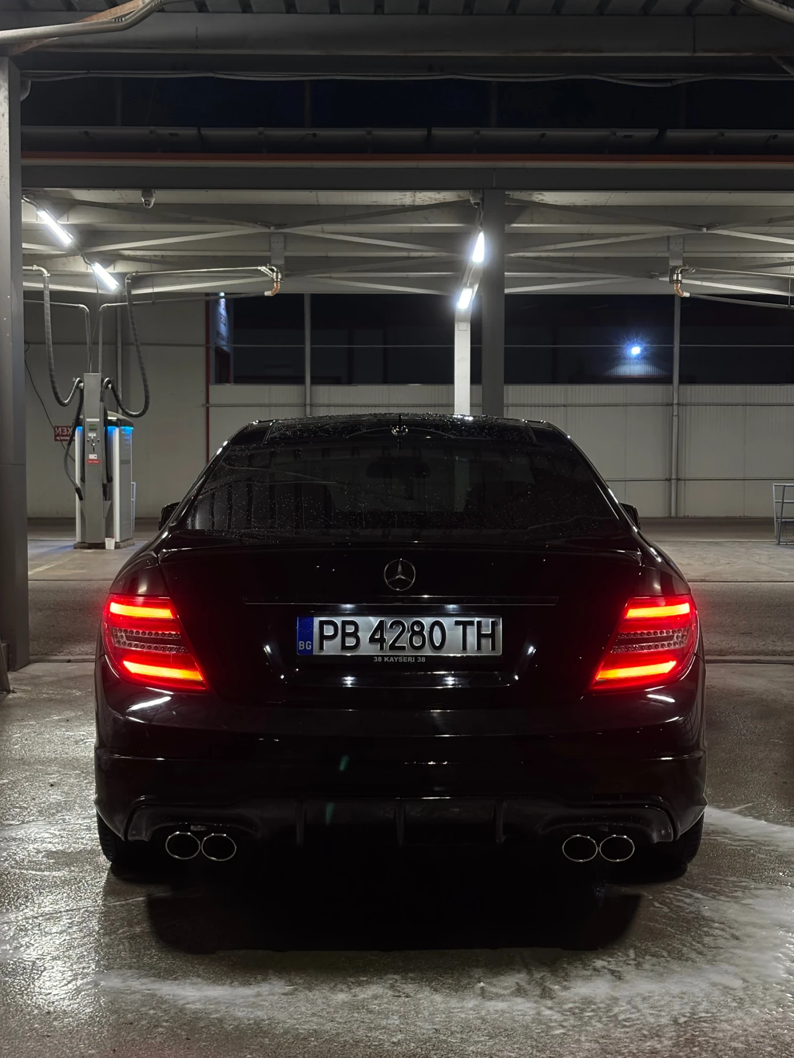 Mercedes-Benz C 220, снимка 5 - Автомобили и джипове - 55599959