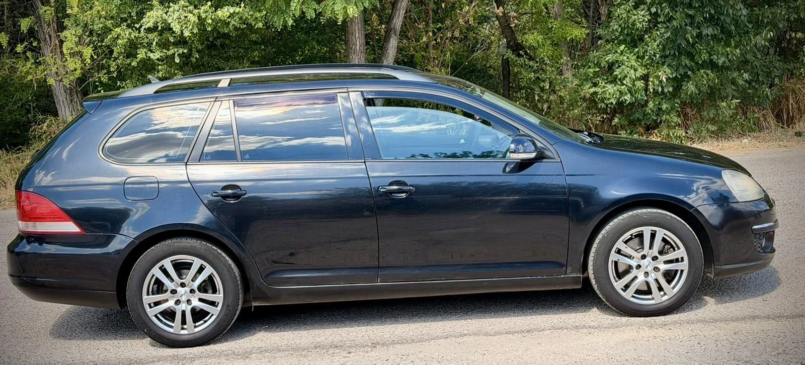 VW Golf Variant 1.9 Tdi 105 к.с. 4motion (4x4), снимка 2 - Автомобили и джипове - 55657925