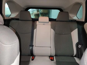 Toyota Rav4 XLE* 4x4* ШИБИДАХ* МЪРТВИ ТОЧКИ* ДИСТРОНИК* , снимка 10