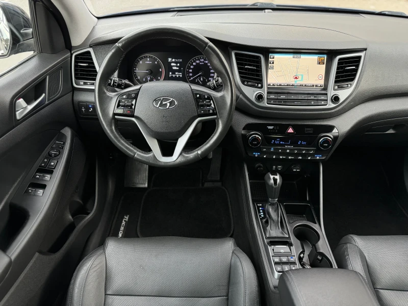 Hyundai Tucson VERTEX 2.0 CRDI 4 WD Внос Швейцария, снимка 9 - Автомобили и джипове - 47358163