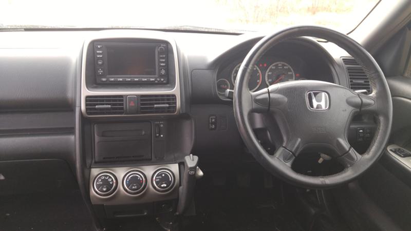 Honda Cr-v 2.0 IVTEC/4x4, снимка 7 - Автомобили и джипове - 16746449