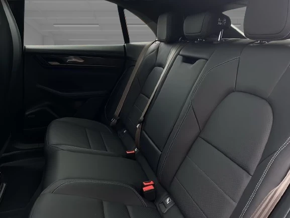 Porsche Macan Turbo = Sport Chrono = Heat Pump Гаранция, снимка 12 - Автомобили и джипове - 54046685