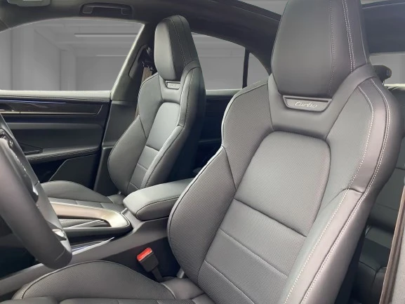 Porsche Macan Turbo = Sport Chrono = Heat Pump Гаранция, снимка 6 - Автомобили и джипове - 54046685