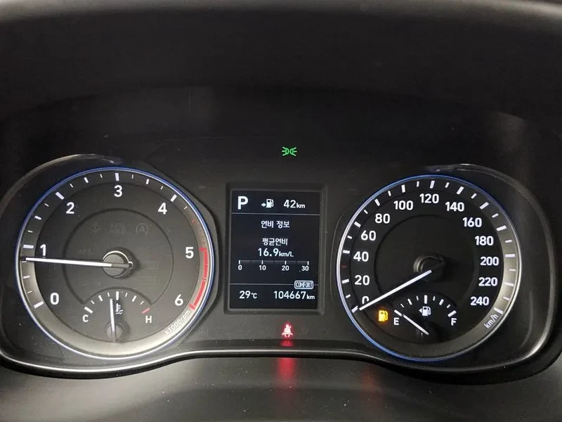 Hyundai Kona 1.6 2Wd Modern, снимка 15 - Автомобили и джипове - 54998126