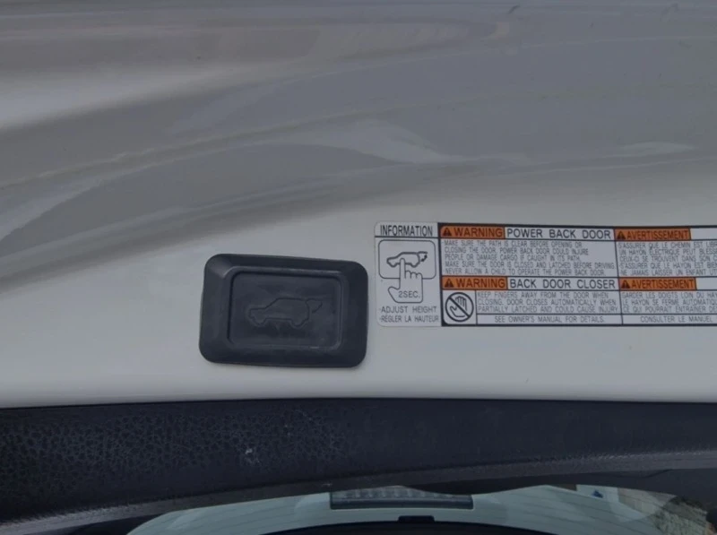 Toyota Rav4, снимка 6 - Автомобили и джипове - 55414817