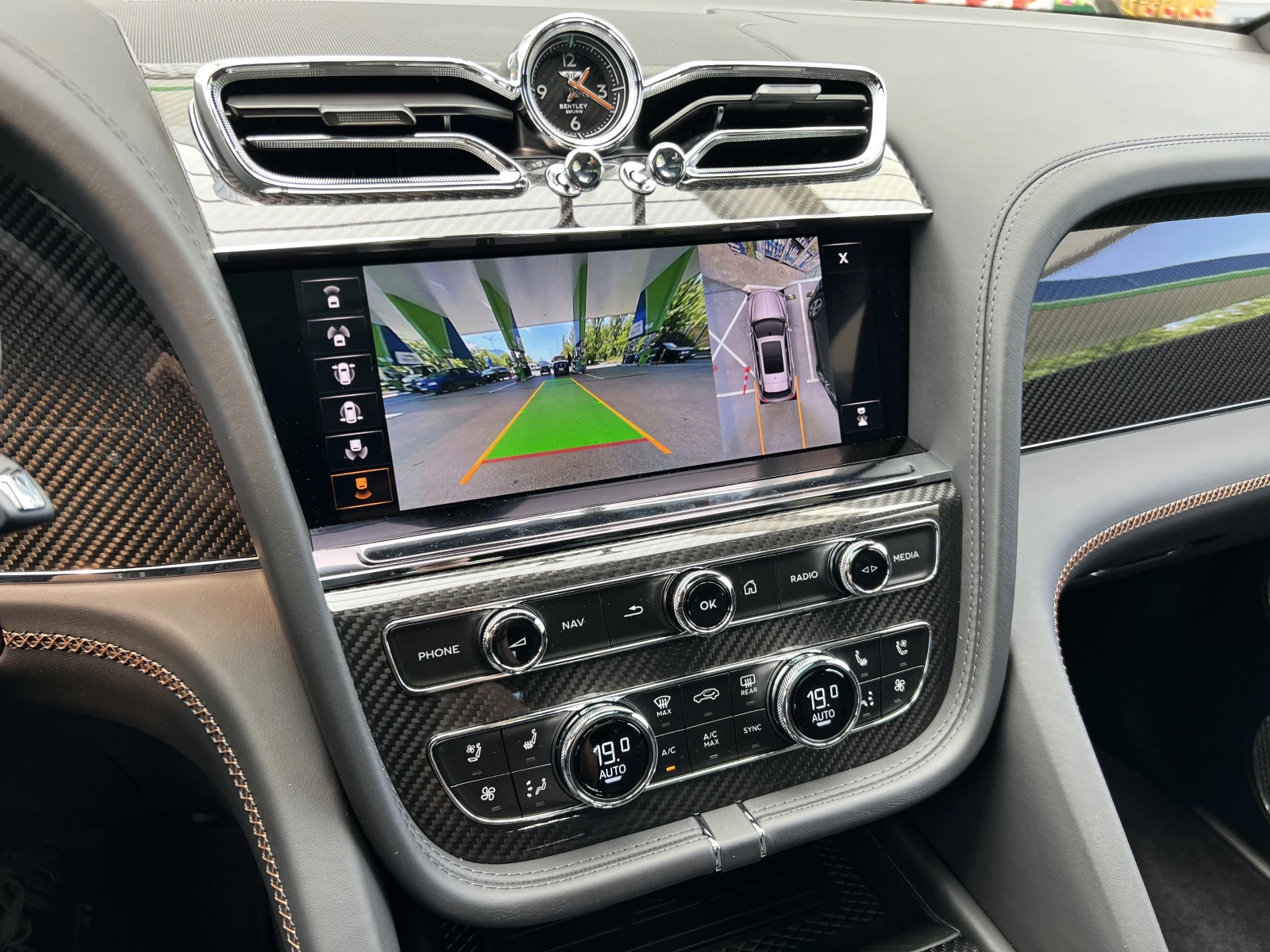 Bentley Bentayga S MANSORY/CERAMIC/CARBON/NAIM/MULLINER/TV/360/ - изображение 10