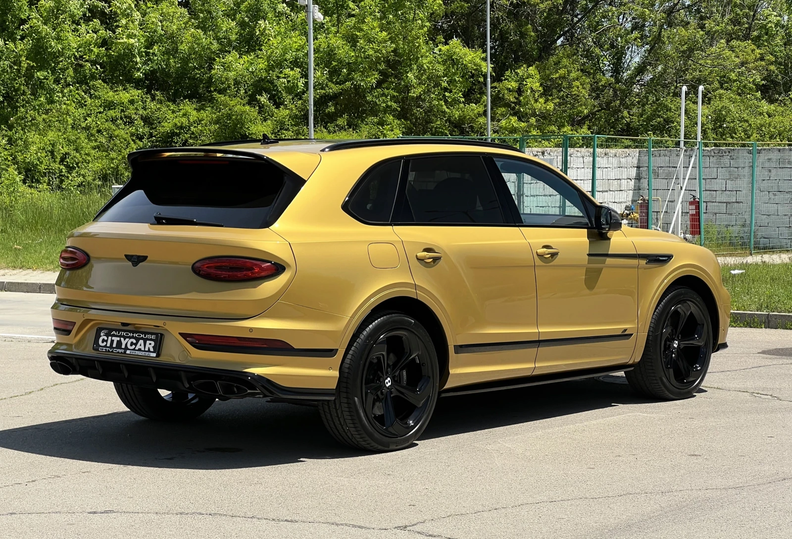 Bentley Bentayga S MANSORY/CERAMIC/CARBON/NAIM/MULLINER/TV/360/ - изображение 6