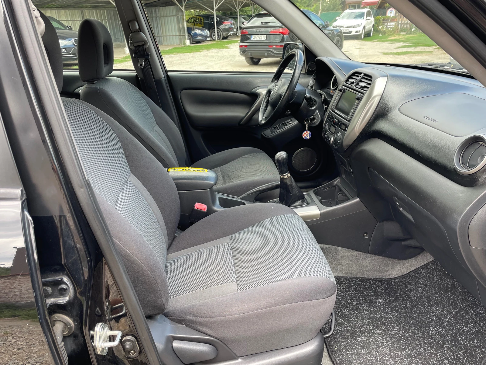 Toyota Rav4 FACE* NAVI* ITALY* D4D - изображение 10