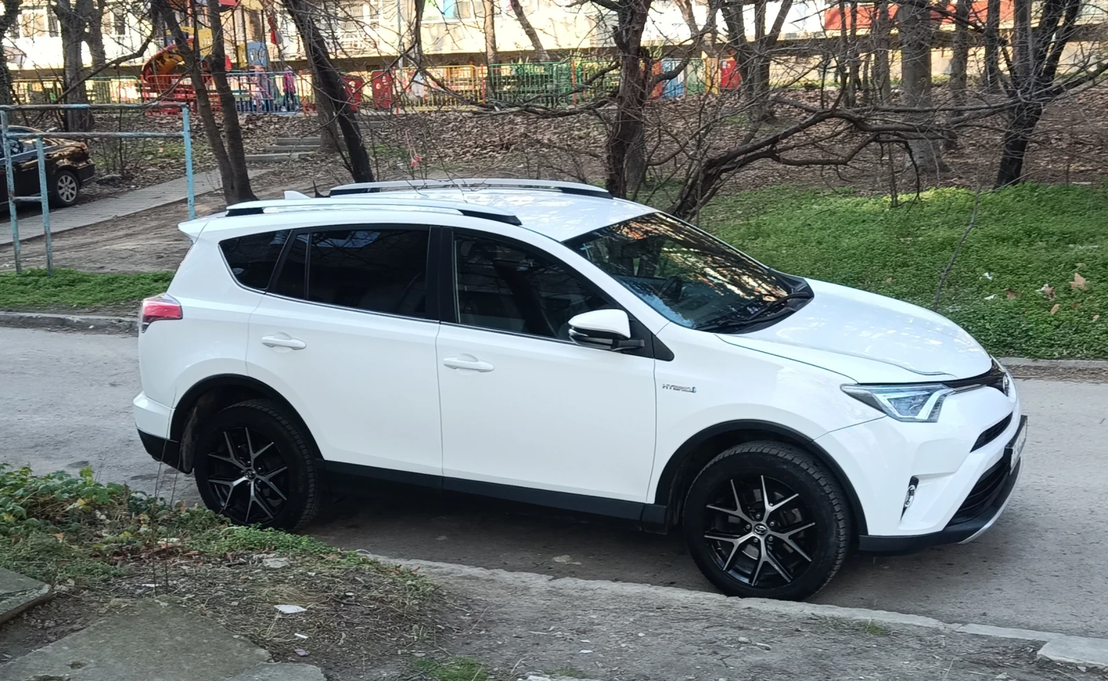 Toyota Rav4, снимка 9 - Автомобили и джипове - 55414817