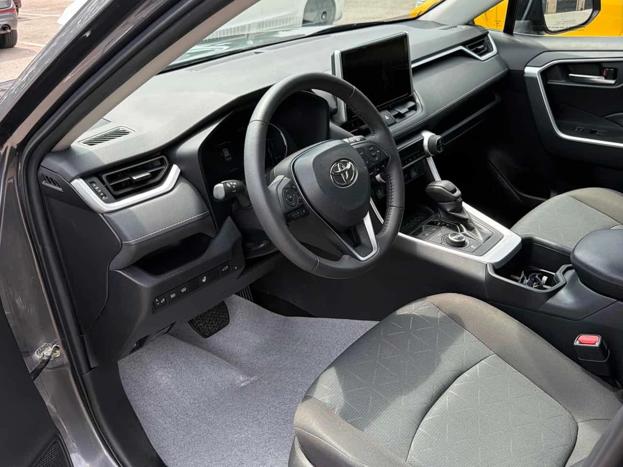 Toyota Rav4 Hybrid XLE | АВТОКРЕДИТ БЕЗ ПЪРВОНАЧАЛНА ВНОСКА | , снимка 5 - Автомобили и джипове - 55531302