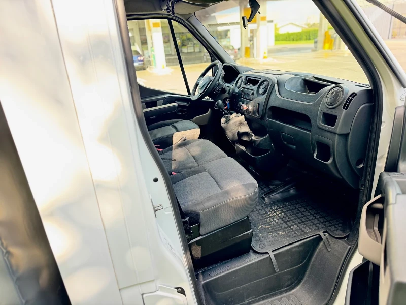 Renault Master 2.3 170hp 10 ПАЛЕТА!ПАДАЩ БОРД!ЛИЗИНГ С 0%!!!ТОП!, снимка 6 - Бусове и автобуси - 52447713