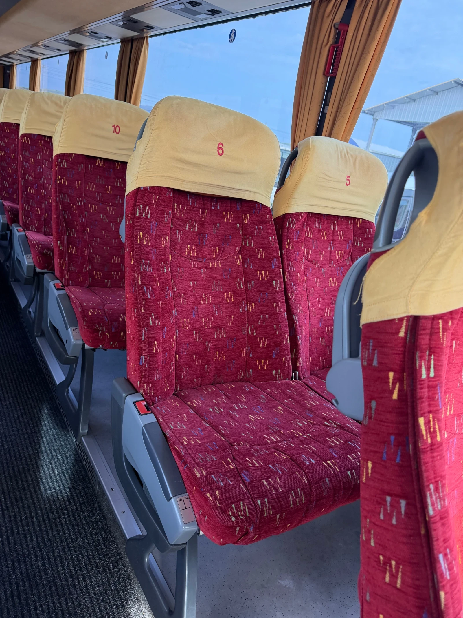 Setra S 315GT-HD 6ск. ръчка, снимка 6 - Бусове и автобуси - 54584716