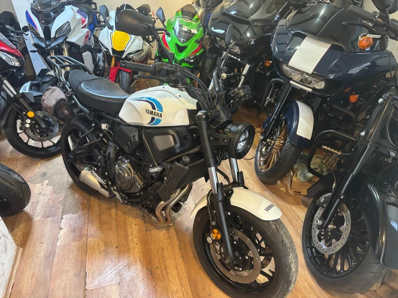 Yamaha XSR700, снимка 15 - Мотоциклети и мототехника - 52807175