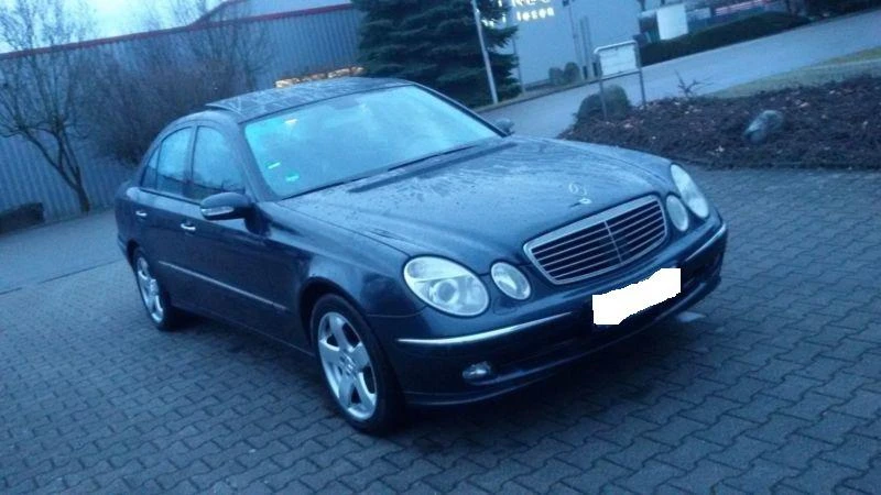 Двигател за Mercedes-Benz E 500, снимка 1 - Части - 49502167