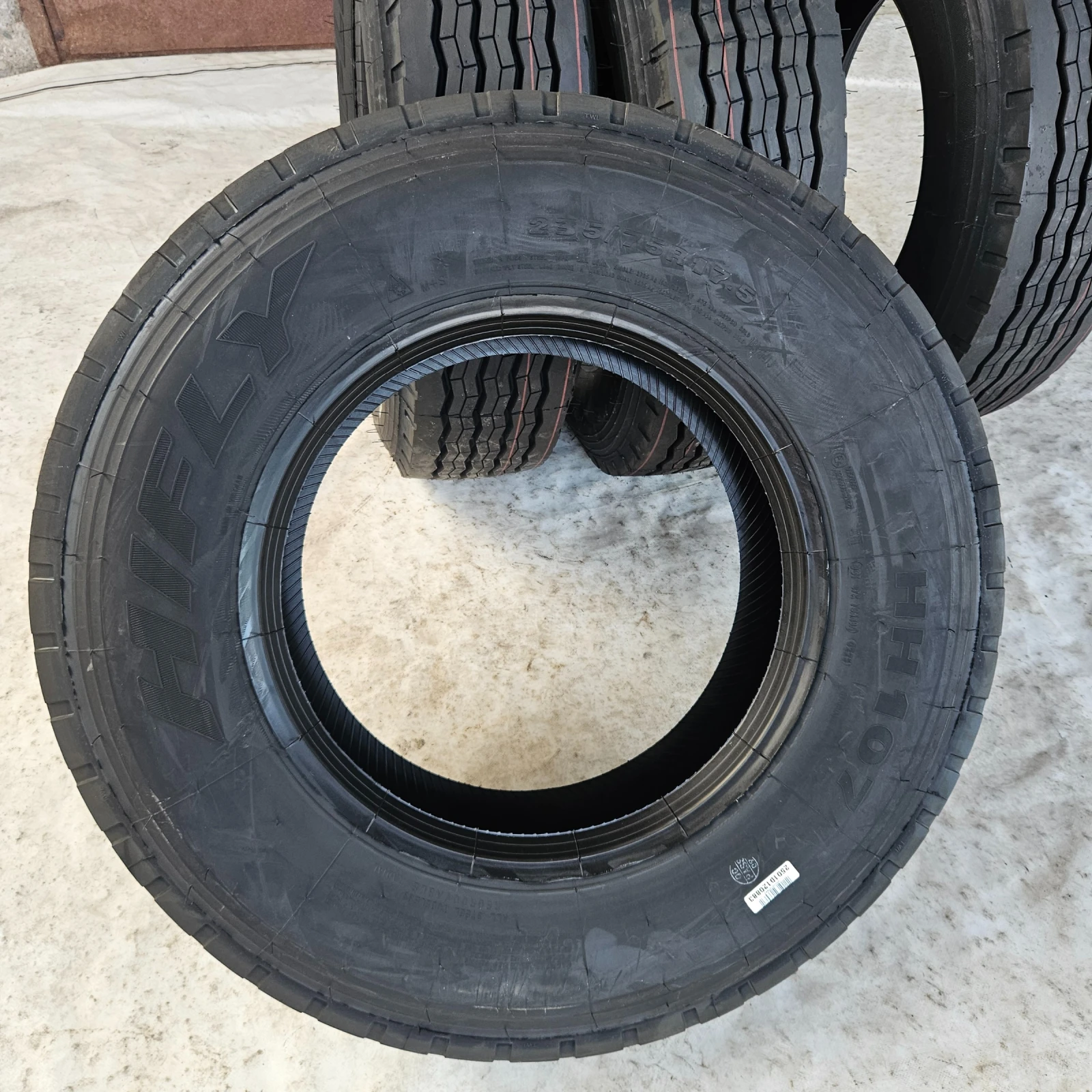  235/75R17.5 | Mobile.bg   6