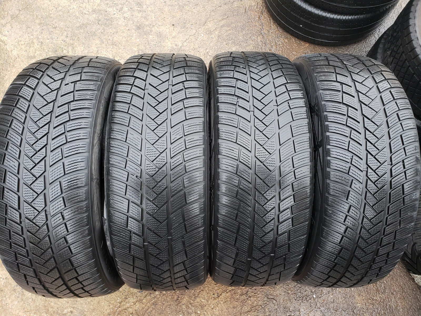  215/50R19 | Mobile.bg   2