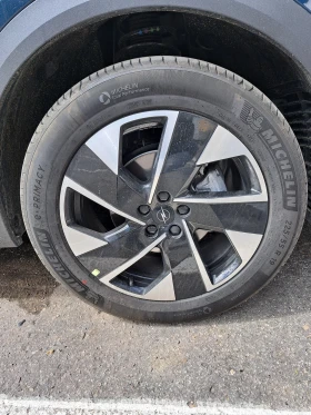 Гуми Летни 225/55R19, снимка 1 - Гуми и джанти - 49564165