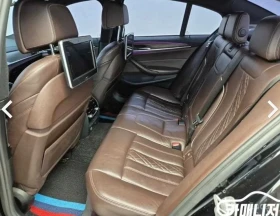 BMW 530  M Sport Package Plus/ДИСТРОНИК/ХЕДЪП/ОБДУХ/ТВ/, снимка 12