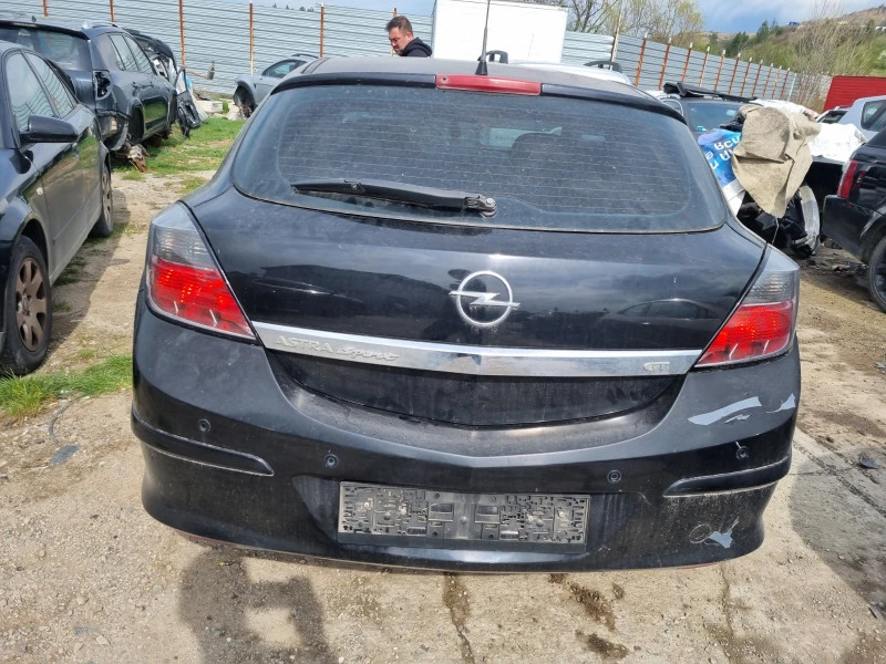 Opel Astra 1.7dizel-125ks-2008god, снимка 4 - Автомобили и джипове - 47402342