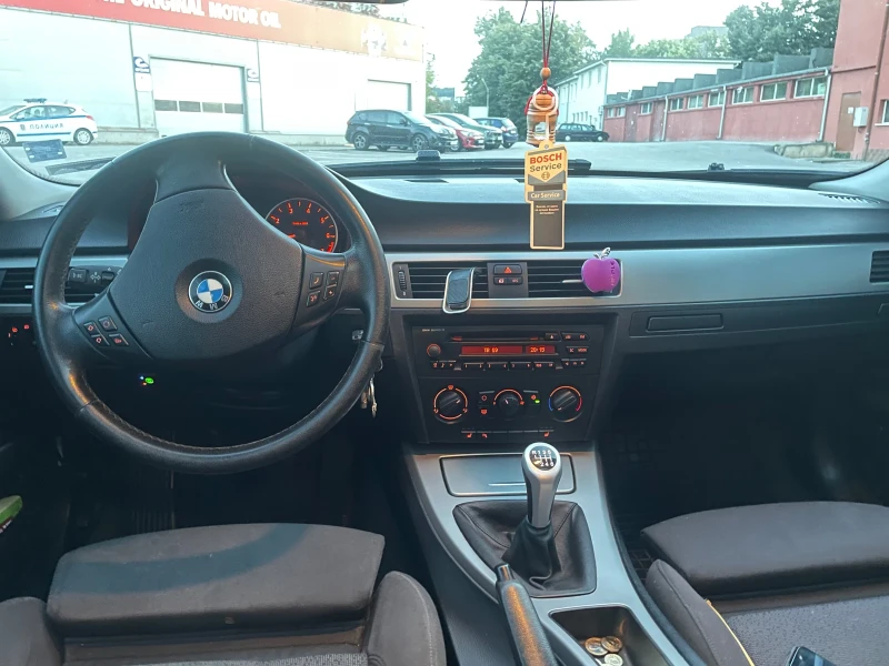 BMW 320 320i e90, снимка 8 - Автомобили и джипове - 46135571