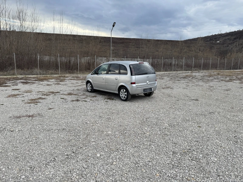 Opel Meriva 1.6 i, снимка 7 - Автомобили и джипове - 48541705