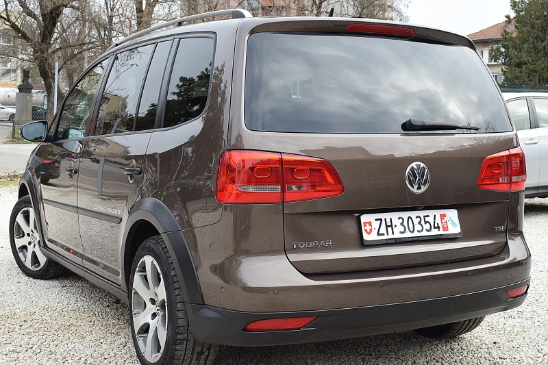 VW Touran 1.4ШВЕЙЦАРИЯ/LUX/7 МЕСТА, снимка 6 - Автомобили и джипове - 48693598