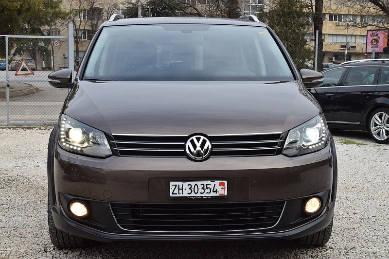 VW Touran 1.4ШВЕЙЦАРИЯ/LUX/7 МЕСТА, снимка 2 - Автомобили и джипове - 48693598