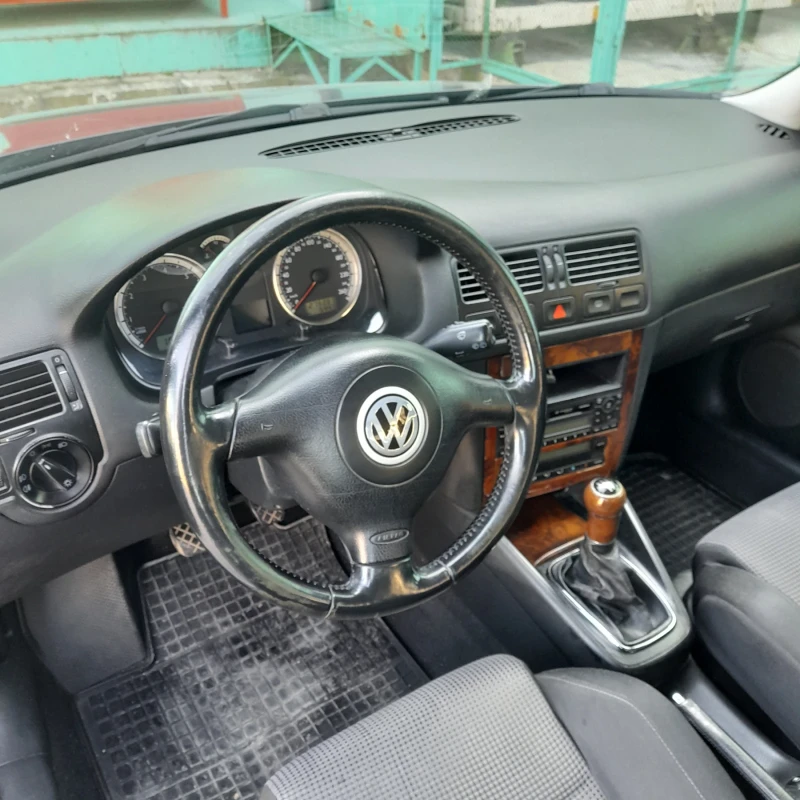 VW Bora Variant, снимка 3 - Автомобили и джипове - 48817040